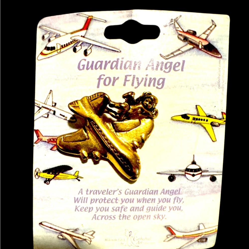 Gold Traveler’s Guardian Angel Pin